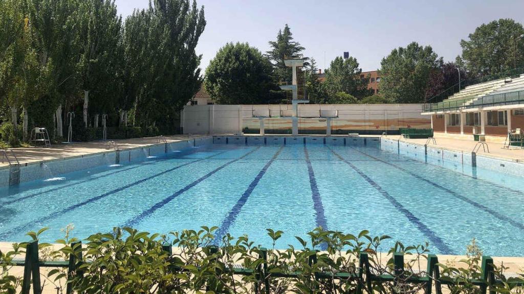 Piscina municipal Carlos Belmonte de Albacete.
