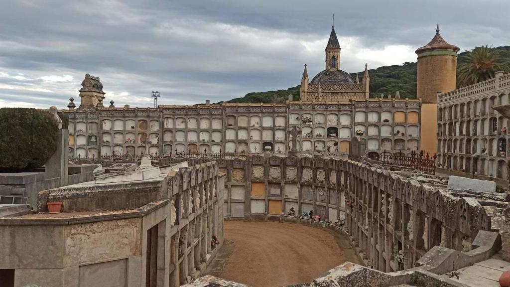 Decenas de alemanes yacen enterrados en el cementerio de Sant Feliu de Guíxols.