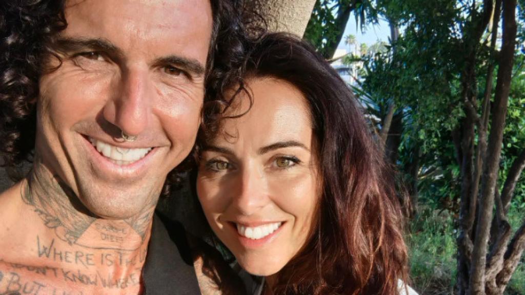 Josef Ajram y su mujer, Sulaika Fernández, en Ibiza.