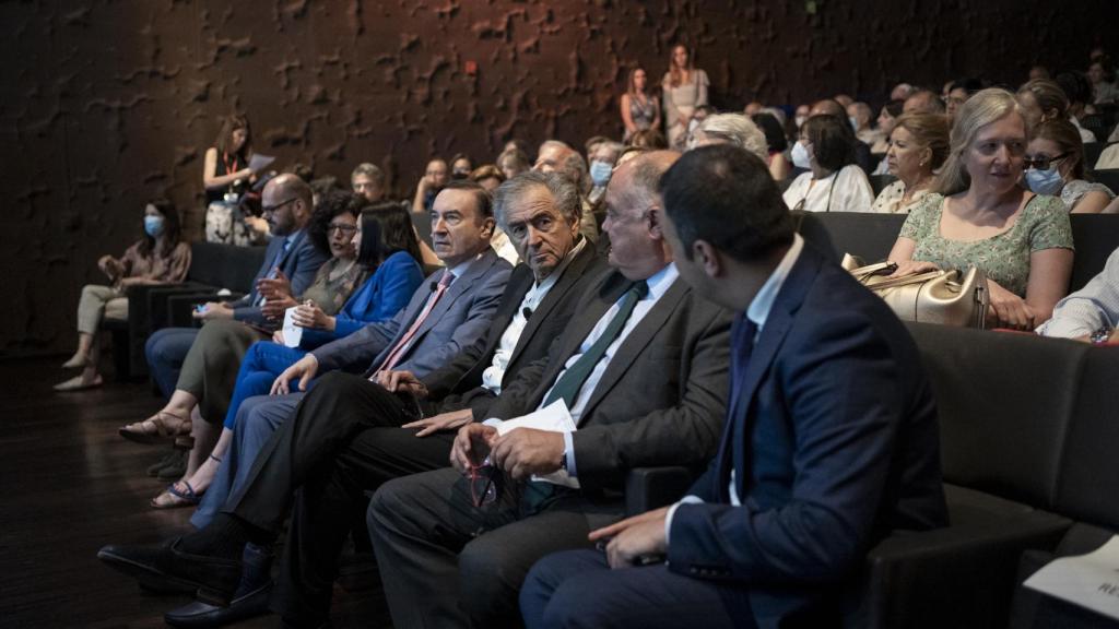 BHL durante la presentación en CaixaForum de su último documental, 'Otra idea del mundo'
