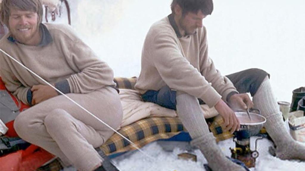 Los hermanos Messner, durante una expedición.