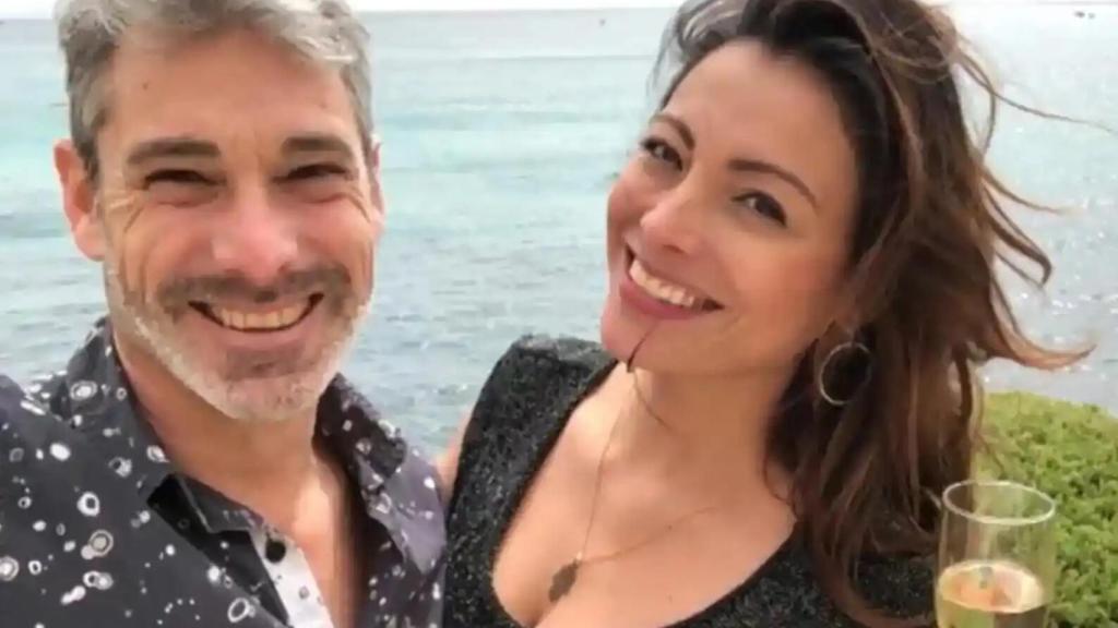 Silvia Idalia Serrano junto a su pareja, Daniel Poyato.