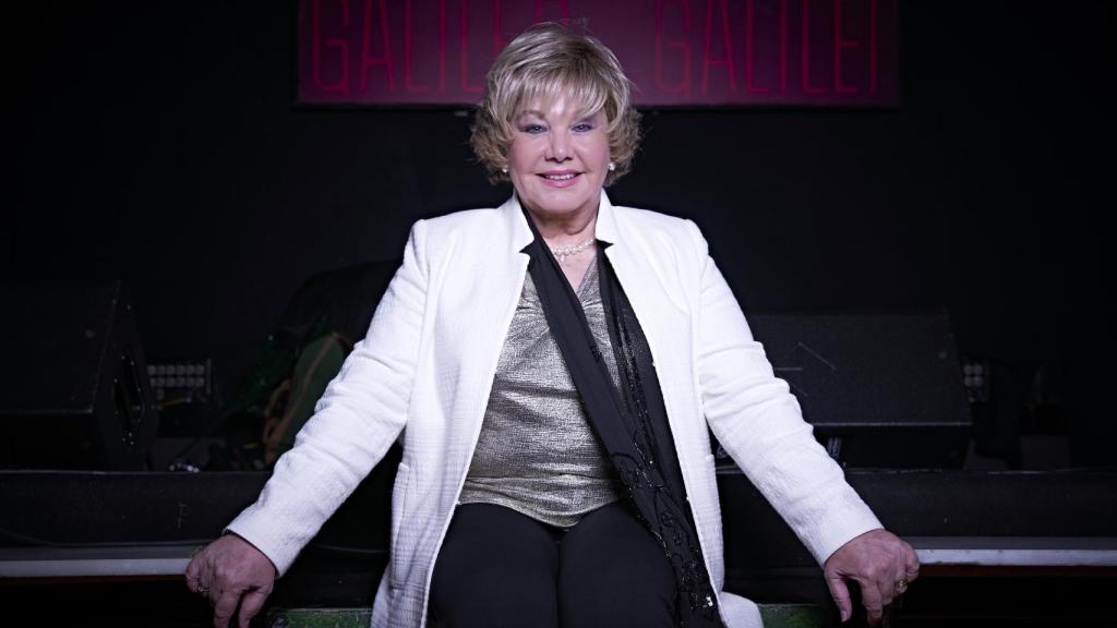 La cantante Karina quiere llevar su biografía al teatro, convertida en musical.