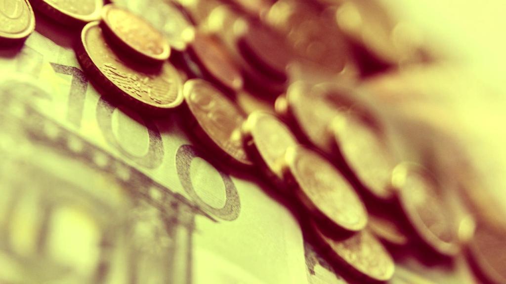 Monedas y billetes de euro.