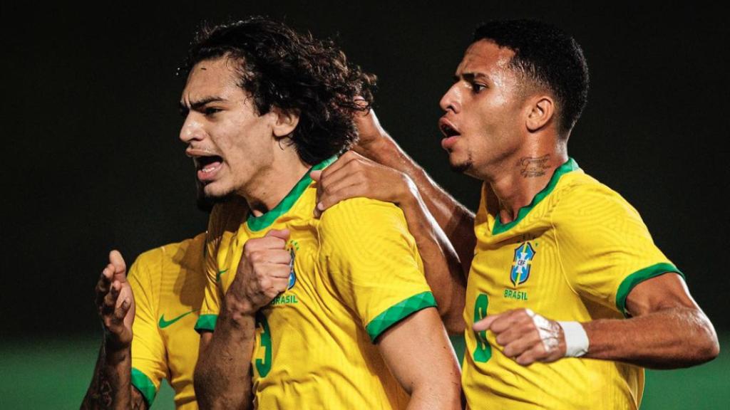 Matheus Nascimiento, con Brasil