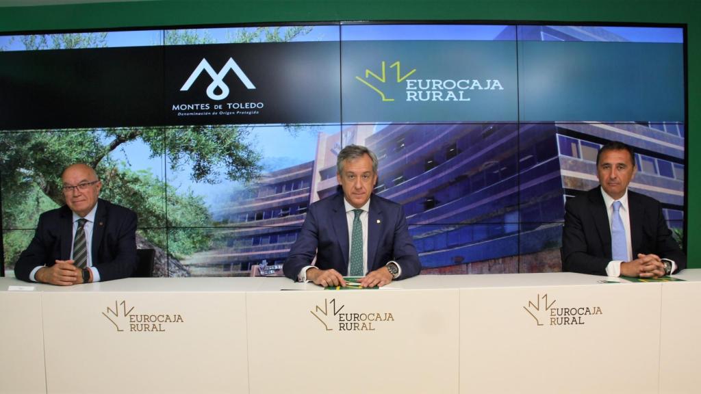 Gregorio Gómez, Javier López y Alberto Sánchez, de izquierda a derecha.