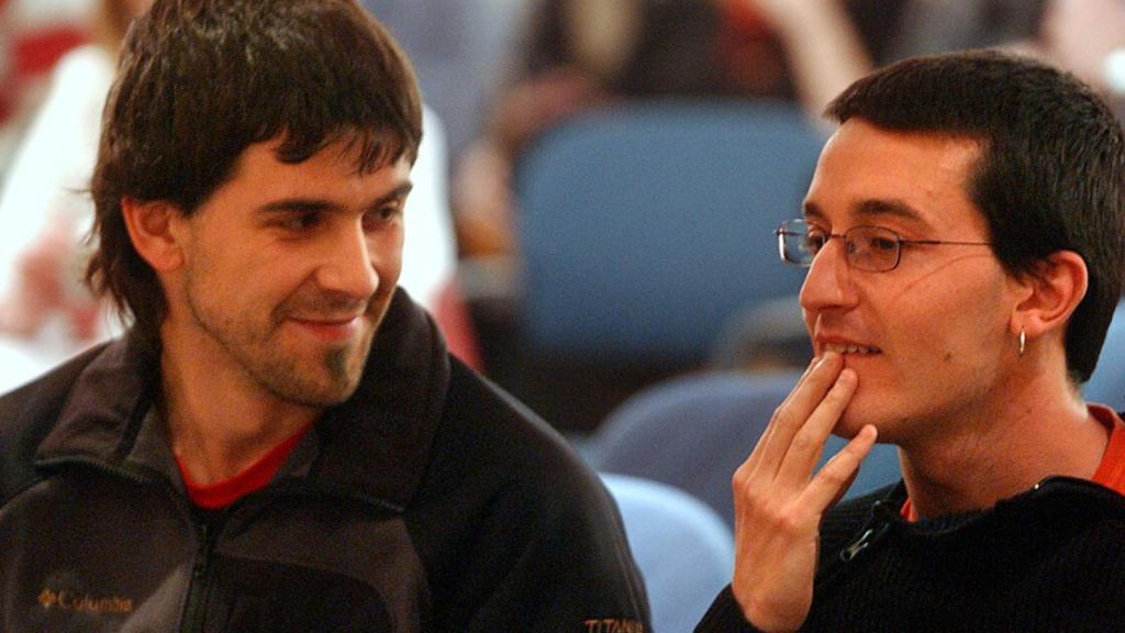 Gorka Loran (d) y Garikoitz Arruarte (i), señalados por Dignidad y Justicia como autores materiales del atentado de Sangüesa.