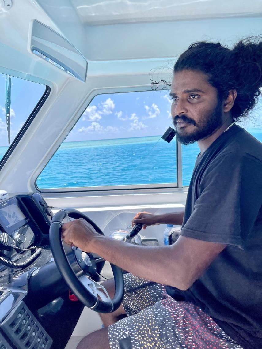 Barco donde se hacen las excursiones de Shadowpalm.