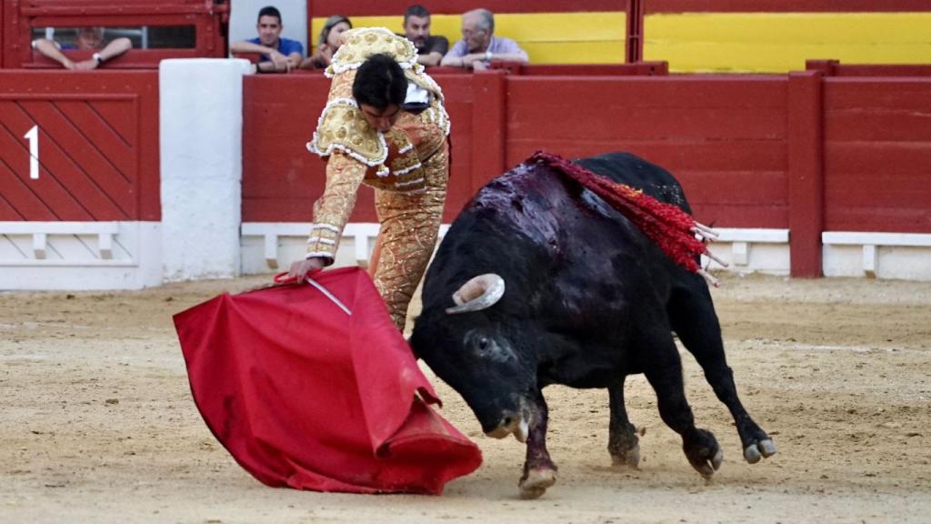 Miguel Ángel Perera cosechó dos ovaciones.