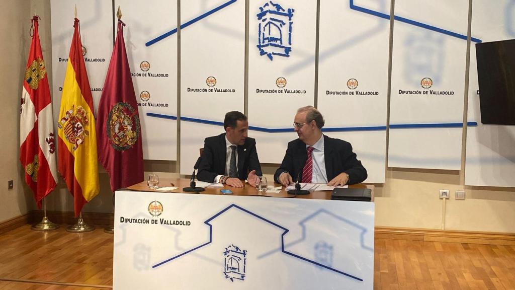 El presidente de la Diputación con el decano de la Facultad de Comercio