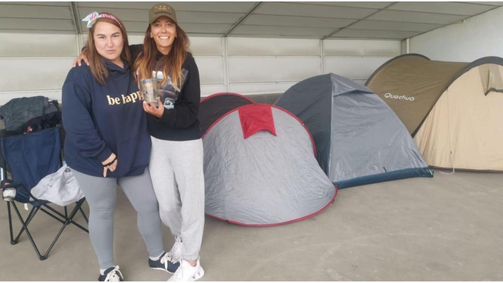 Las fans en el Coliseum.