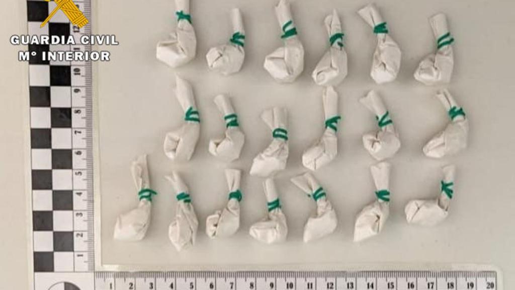 Encuentran 440 dosis de cocaína a un conductor en la provincia de Albacete