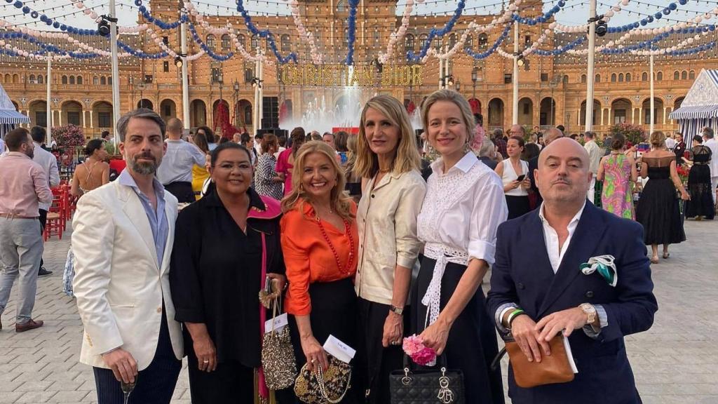 María e Inmaculada, en el desfile de Dior de Sevilla.