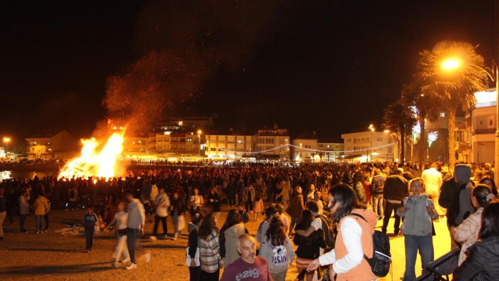 Fiesta de San Juan en Panxón (Nigrán) en 2022.