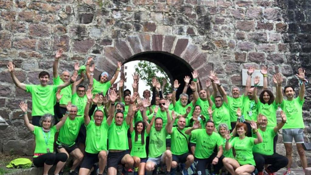 Comienza la carrera A Santiago contra el cáncer