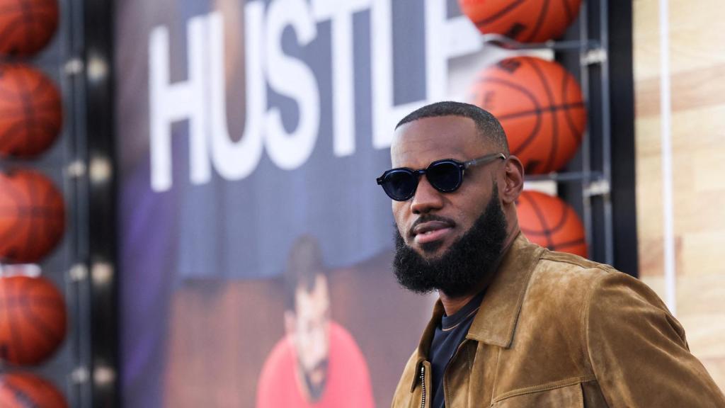 LeBron James, en el estreno de la película Hustle.