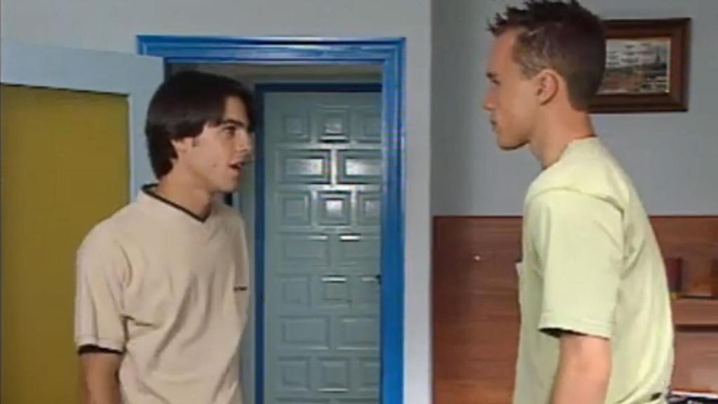 Lo que le debemos a Santi y Rubén, la primera pareja gay (y referente adolescente) de la ficción española