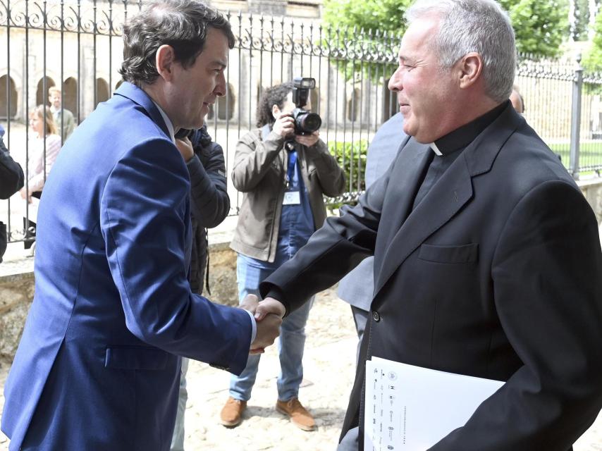Reunión de Mañueco con el Patronato de la Fundación VIII Centenario de la Catedral. Burgos 2021
