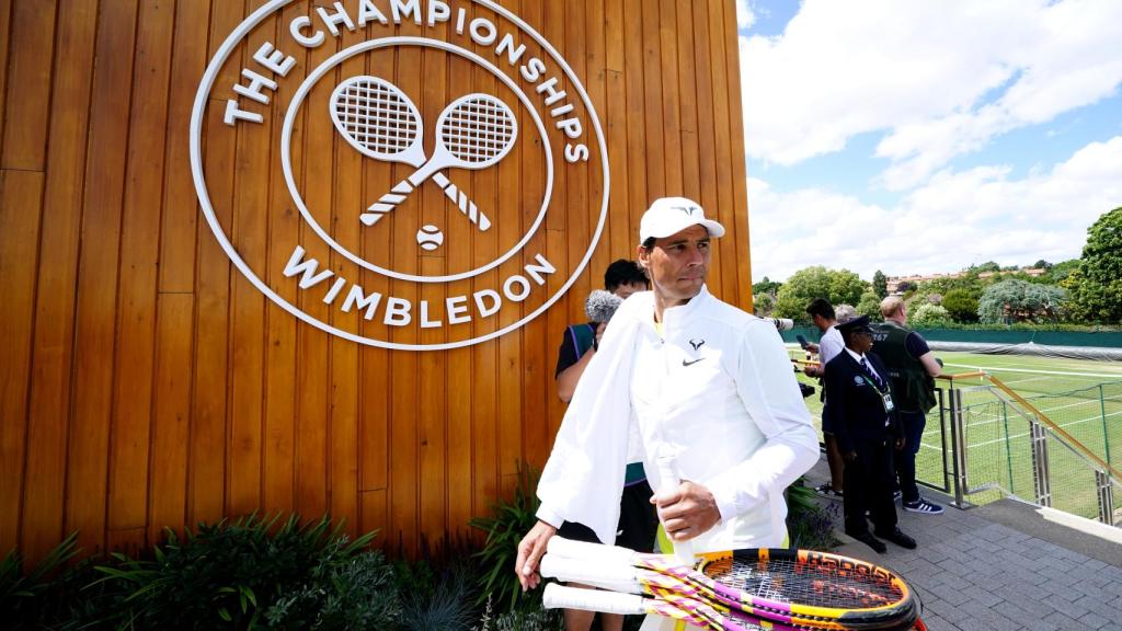 Rafa Nadal antes de un entrenamiento en las instalaciones de Wimbledon