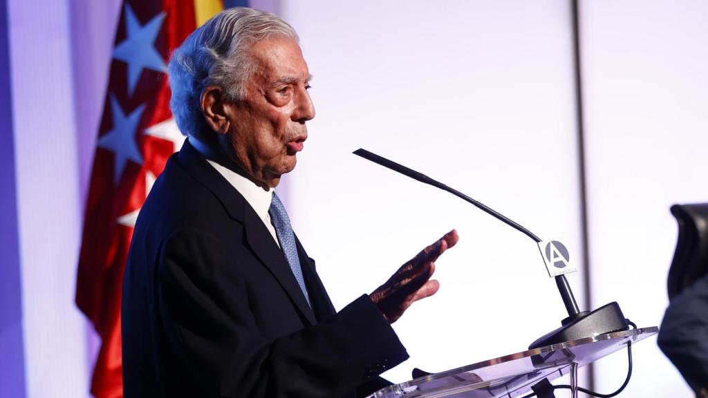 Mario Vargas Llosa, durante un foro celebrado en Madrid el pasado 20 de junio. Foto: Sergio R. Moreno (Gtres).