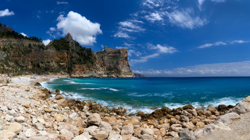 Vistas a Cala Moraig en Benitachell (Alicante).