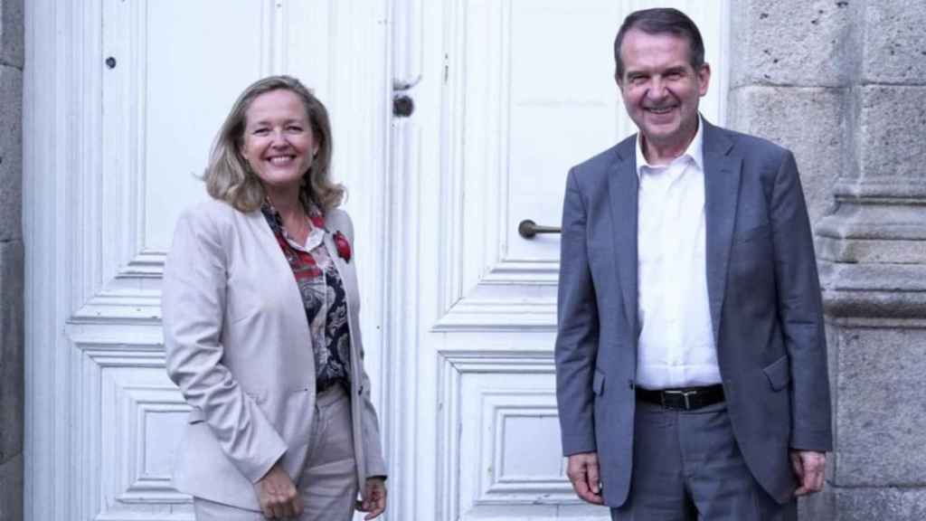 Nadia Calviño durante una visita anterior a Vigo con Abel Caballero.