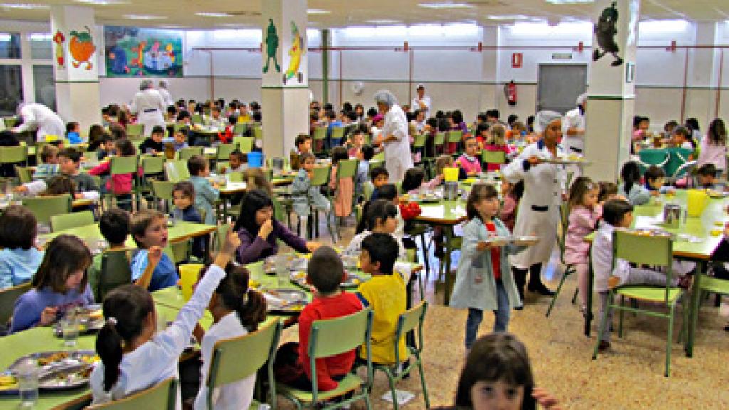 Comedor del CEIP Azorín de Alicante, en imagen de archivo.