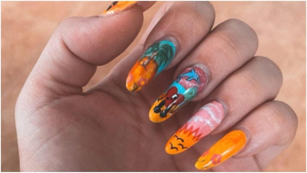 Uñas con la portada del nuevo disco de Bad Bunny.