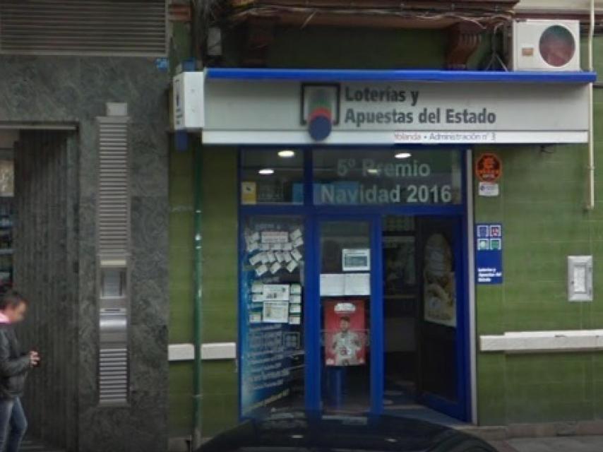 Imagen de archivo de una administración de Lotería.