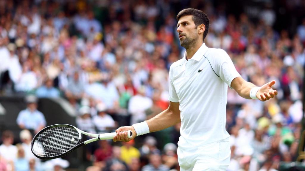 Novak Djokovic se queja.