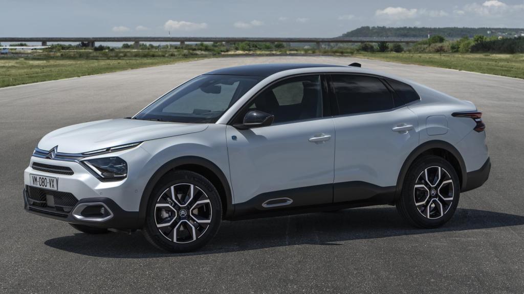 El nuevo Citroën C4 X es un coche que se fabrica en Madrid.