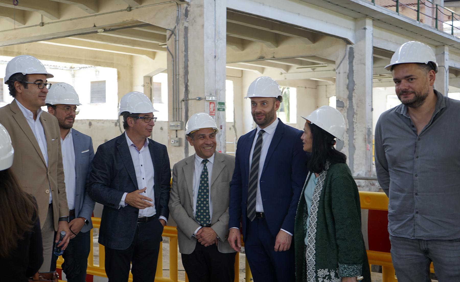 Visita a las obras del Centro de Servicios Avanzados (Foto: Cedida)