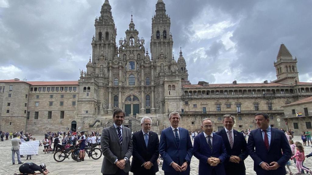 Autoridades celebran el aniversario de Santiago de Compostela como capital