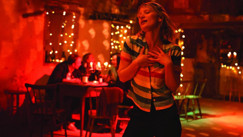 Mia Wasikowska en 'La isla de Bergman'