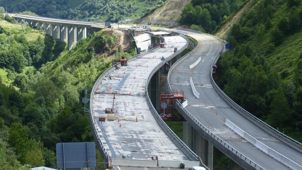 Derrumbe del viaducto de Castro