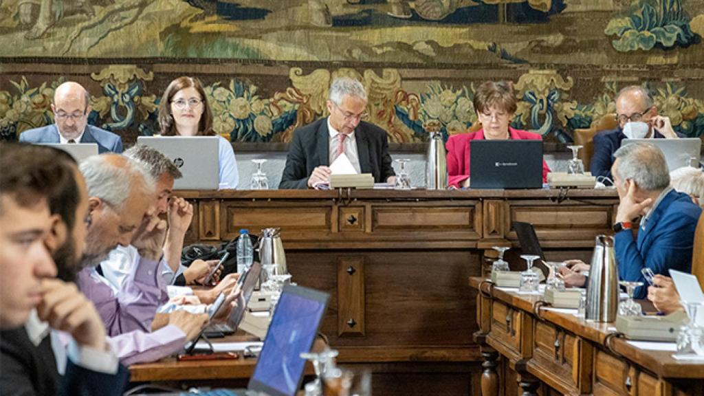 Consejo de Gobierno de la Universidad de Salamanca correspondiente al mes de junio
