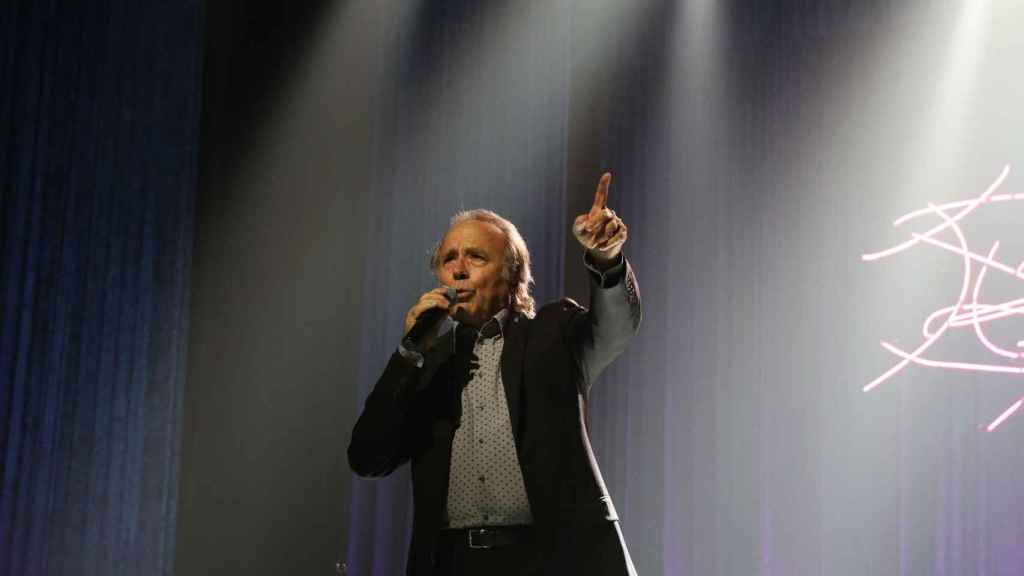 El cantautor Joan Manuel Serrat en concierto.
