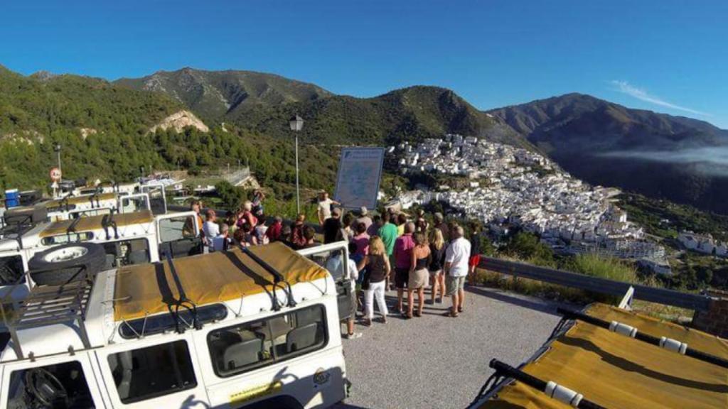 Recorrer la provincia en Jeep no es moco de pavo.