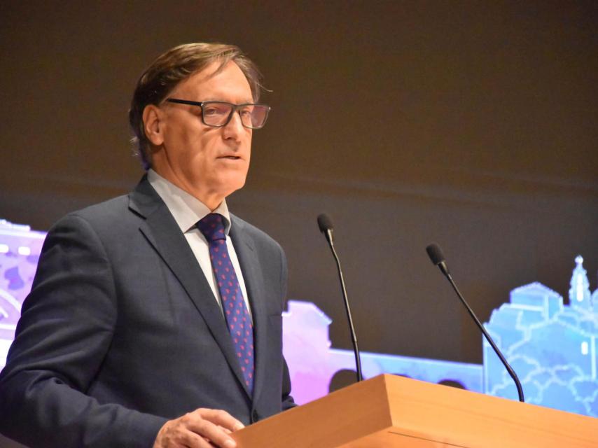 García Carbayo interviene en la celebración de los 30 años del Palacio de Congresos