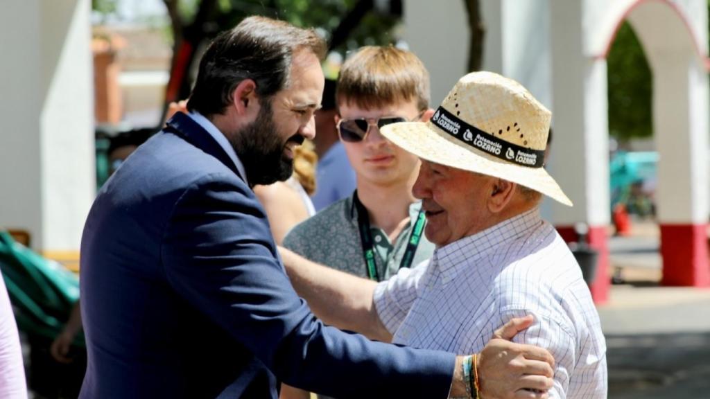 Paco Núñez ha visitado este sábado FERCAM en Manzanares (Ciudad Real).