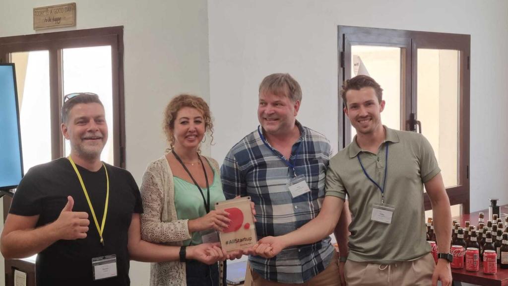 El equipo ganador del Demium All Startup.