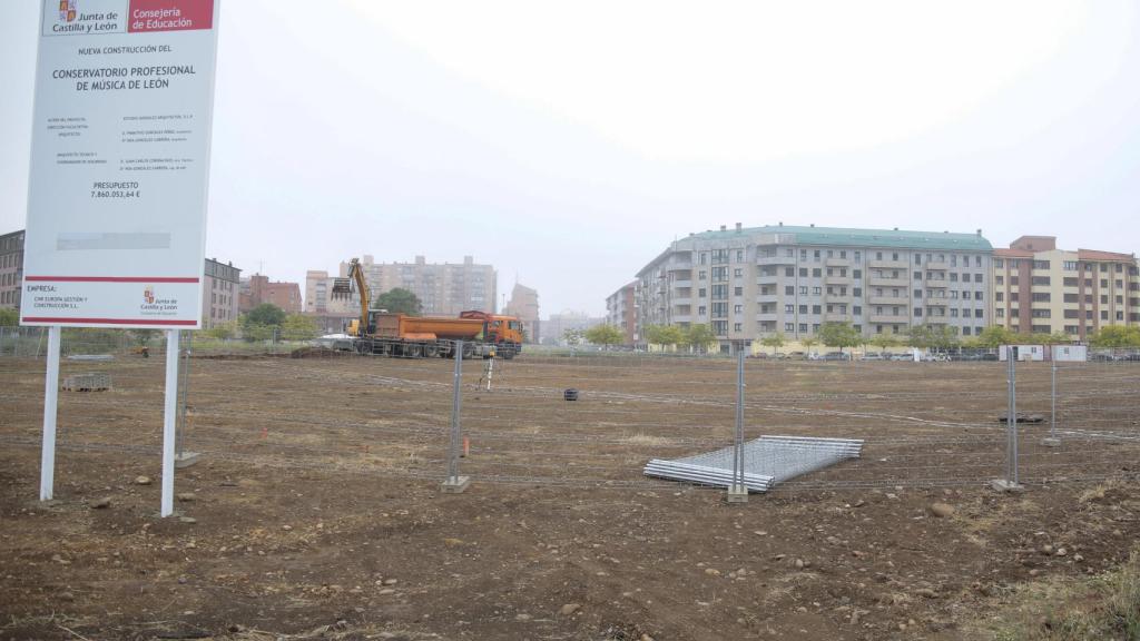 Inicio de las obras del conservatorio de León.