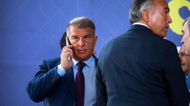 Joan Laporta junto a Rafa Yuste en un acto