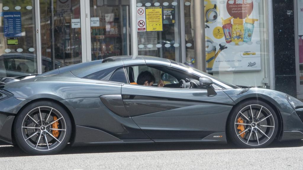 Carlos Sainz con el McLaren 600LT Spider.