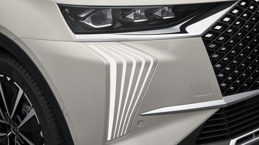 Los DS LIGHT VEIL son una de las grandes novedades en el frontal.