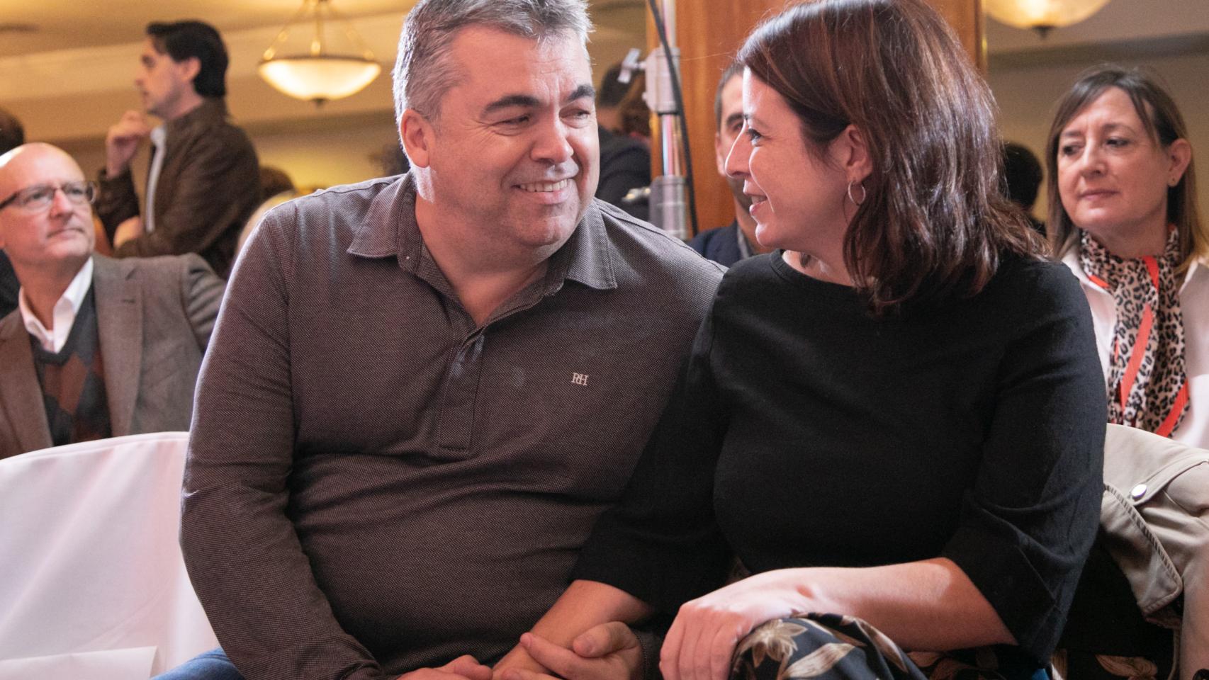 Santos Cerdán, secretario de Organización, y Adriana Lastra, vicesecretaria general, durante un mitin en Cintruénigo (Navarra).