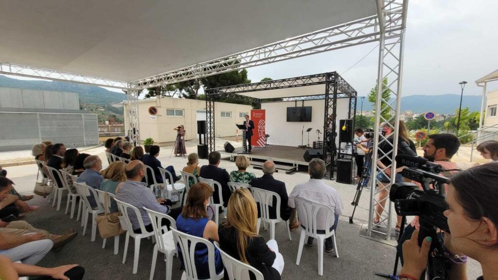 El conseller de Sanidad, Miguel Mínguez, en  el acto en Alcoy.