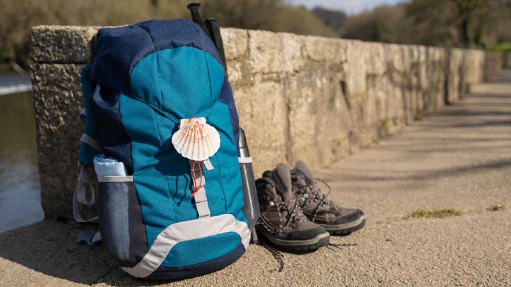 Material y equipamiento imprescindible para hacer el Camino de Santiago.