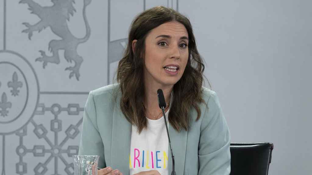 Irene Montero en el Consejo de Ministros durante la presentación de la Ley Trans.