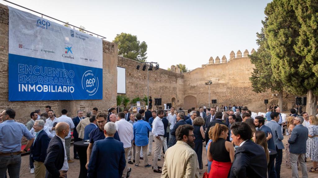 Encuentro empresarial inmobiliario.